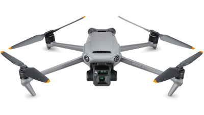 Квадрокоптер DJI Mavic 3 Fly More Combo (RC Pro)