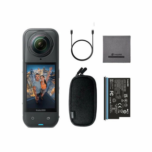 Экшн-камера Insta360 x5 Essentials