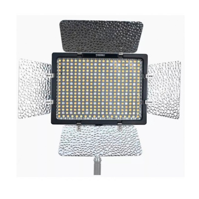 Накамерный свет Yongnuo YN300 IV (3200K-5500K) LED RGB