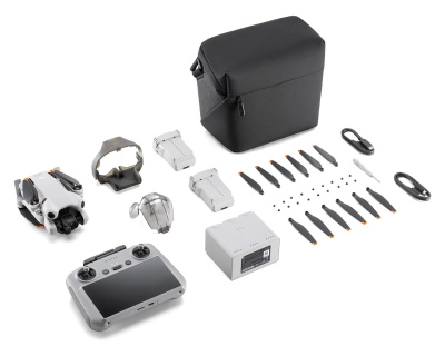 Квадрокоптер DJI Mini 4 Pro Fly More Combo Plus
