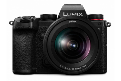 Беззеркальный фотоаппарат Panasonic Lumix DC-S5 + 20-60mm f/3.5-5.6