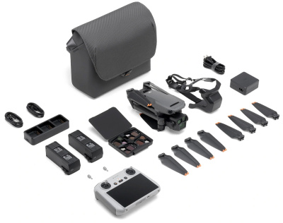 Квадрокоптер DJI Mavic 3 Pro Fly More Combo (DJI RC)