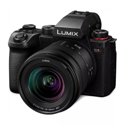 Беззеркальный фотоаппарат Panasonic Lumix DC-S5 II + 20-60mm f/3.5-5.6