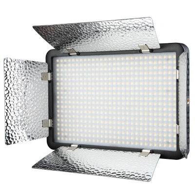 Накамерный свет Godox LED500LRC (3300K-5600K) без пульта