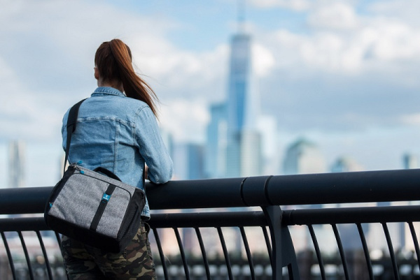 Сумка Tenba Skyline 12 (637-632) серая