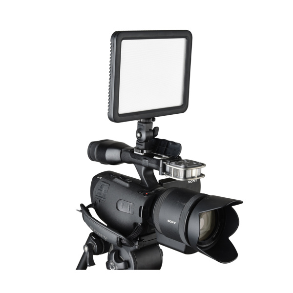 Накамерный свет Godox LED P120C