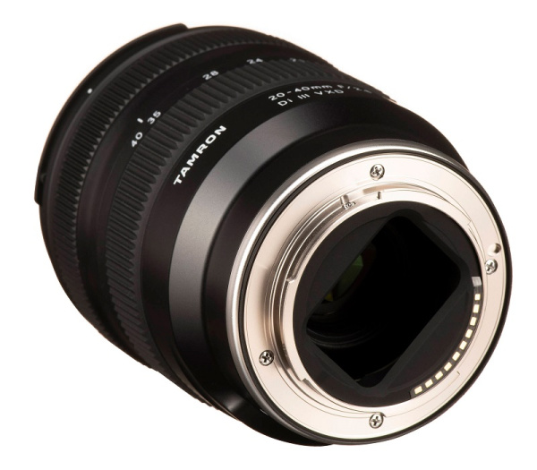 Объектив Tamron AF 20-40mm f2.8 Di III VXD Sony E