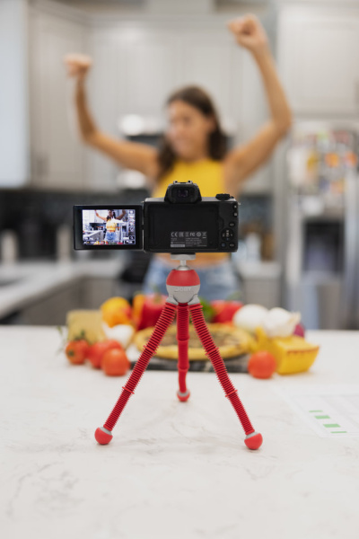 Штатив JOBY Podzilla Medium Kit Красный JB01758-BWW