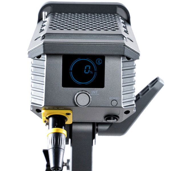 Осветитель светодиодный Aputure Amaran 100d S