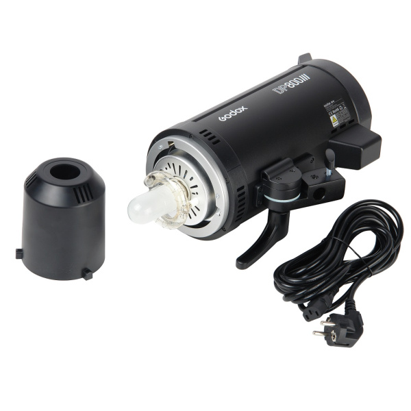 Осветитель импульсный Godox DP 800 III