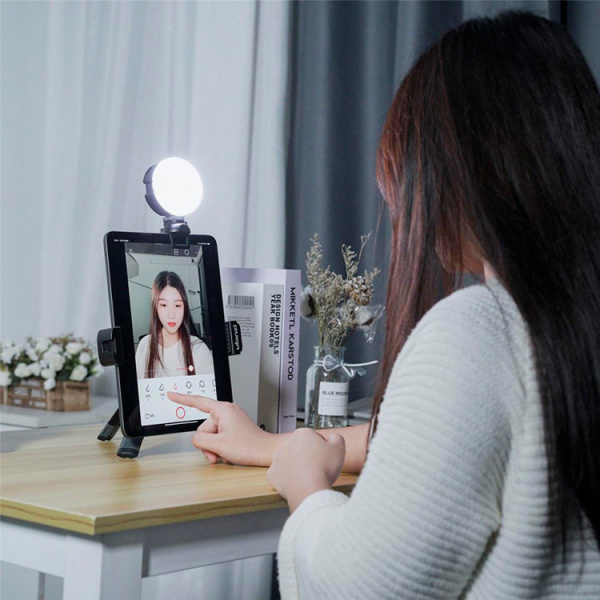 Осветитель светодиодный Ulanzi VIJIM CL01 комплект для конференций