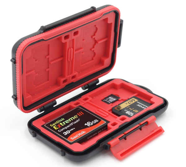 Кейс FUJIMI FJ-TRVLR для хранения карт памяти