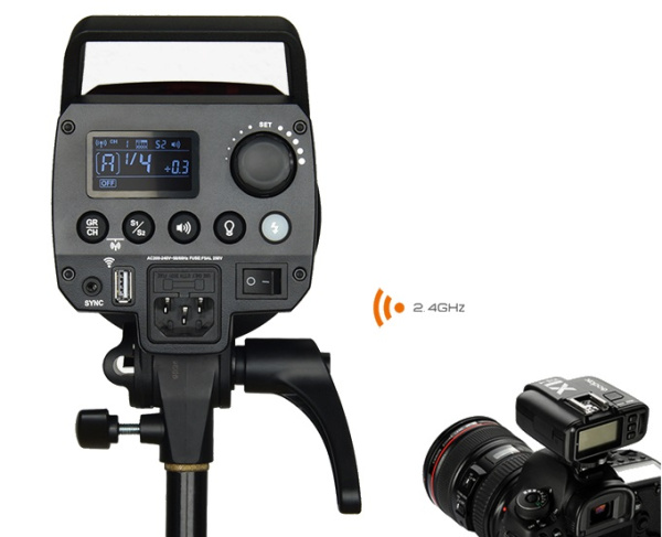 Осветитель импульсный Godox MS200