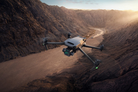 Квадрокоптер DJI Mavic 3 Cine Premium Combo