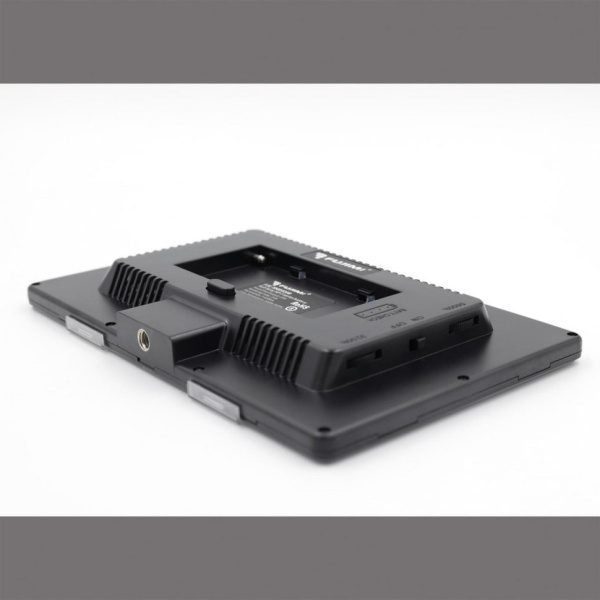 Накамерный свет Fujimi FJL-SMD520B (УЦЕНКА) + Аккумулятор NP-F750