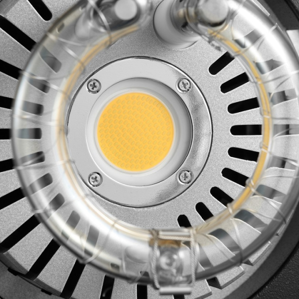 Осветитель импульсный Godox DP 800 IIIV