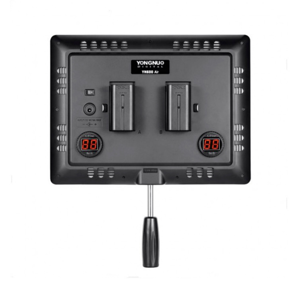 Накамерный свет Yongnuo YN600 Air (3200K-5500K) LED
