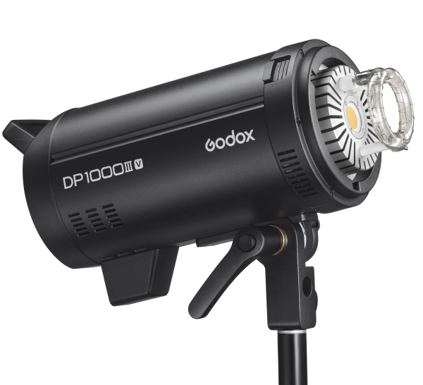 Осветитель импульсный Godox DP 1000 IIIV