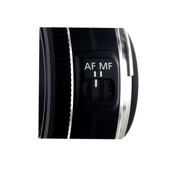 Объектив Canon EF-S 24mm f2.8 STM