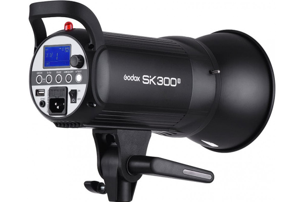 Комплект студийного оборудования Godox SK300II-E