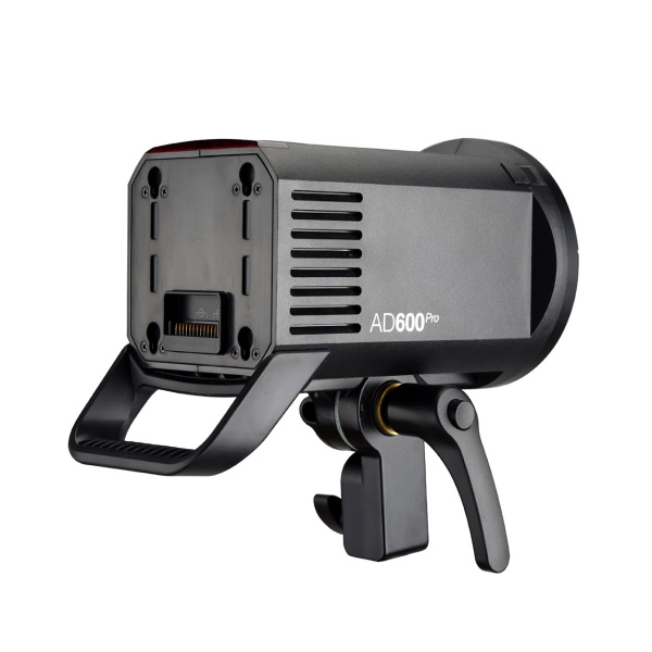 Вспышка аккумуляторная Godox Witstro AD600Pro с поддержкой TTL