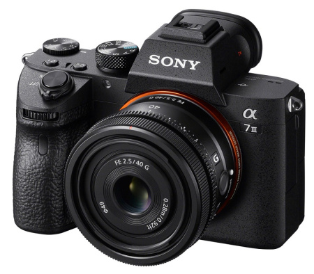 Объектив Sony FE 40mm f2.5 G (SEL40F25G)