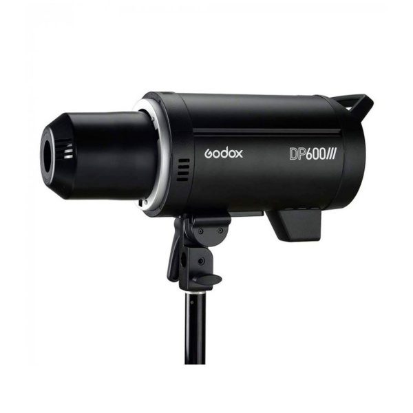 Осветитель импульсный Godox DP 600 III