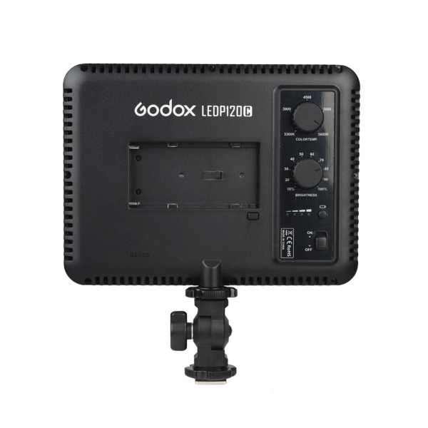 Накамерный свет Godox LED P120C