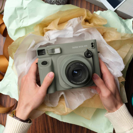 Компактная камера с мгновенной печатью Fujifilm Instax Wide 400