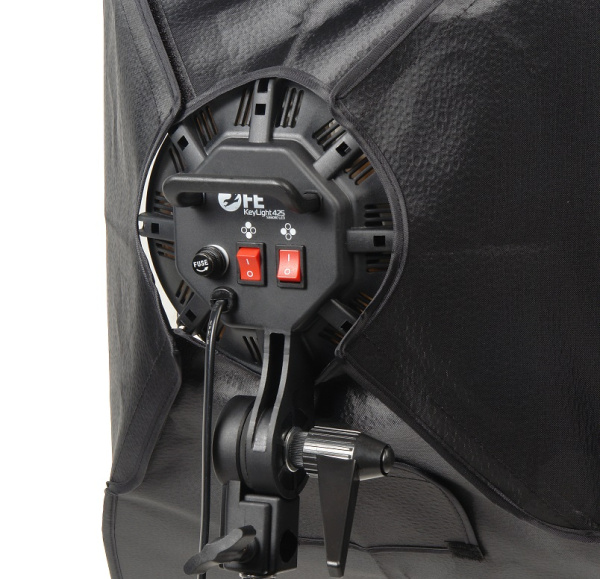 Комплект студийного оборудования Falcon Eyes KeyLight 425LED SB6080 KIT