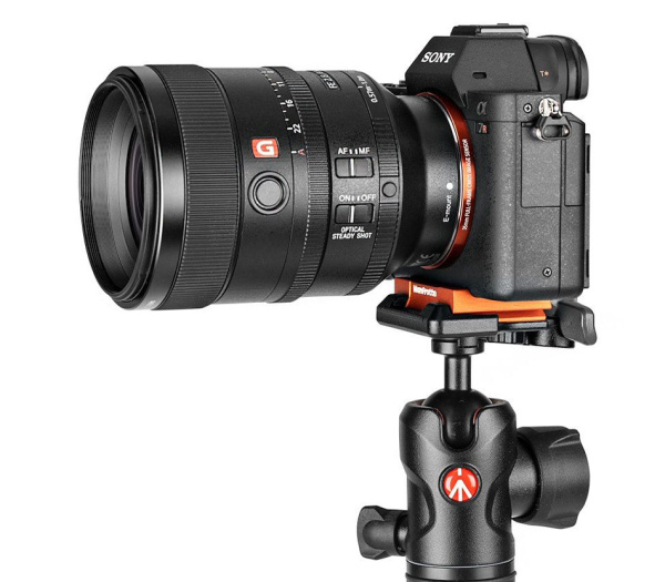 Штатив Manfrotto MKBFRLA-BH Befree Advanced Lever Alpha c головкой