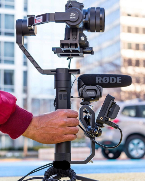 Держатель L-образный DIGITALFOTO M-0667 для камер\ Zhiyun\ Moza\ DJI