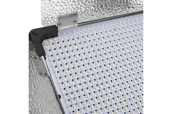 Осветитель светодиодный Yongnuo YN6000 (3200K-5500K) панель