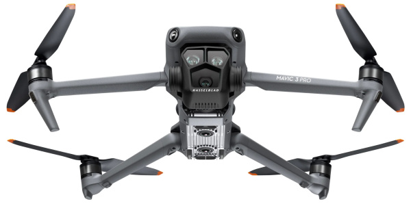 Квадрокоптер DJI Mavic 3 Pro (DJI RC)