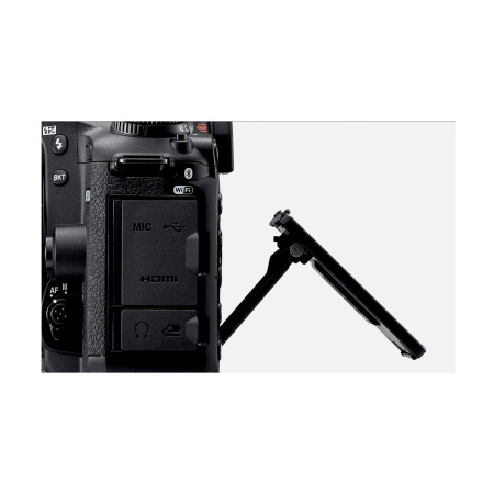 Цифровая камера Nikon D7500 body