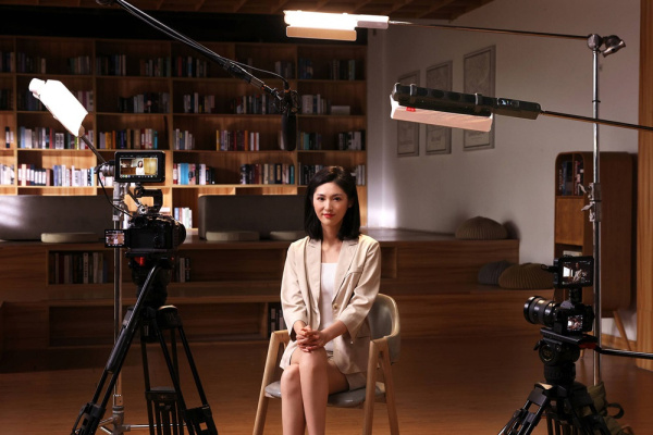 Осветитель светодиодный Zhiyun Fiveray F100 Combo RGB жезл 100W