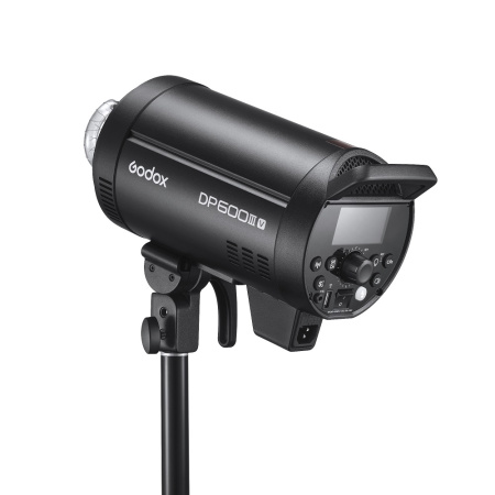 Осветитель импульсный Godox DP 600 IIIV