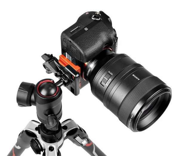 Штатив Manfrotto MKBFRLA-BH Befree Advanced Lever Alpha c головкой