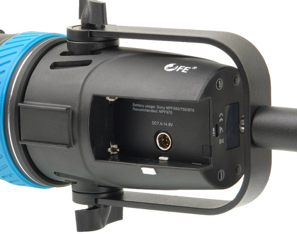 Осветитель светодиодный Falcon Eyes SpotLight 70LED BW