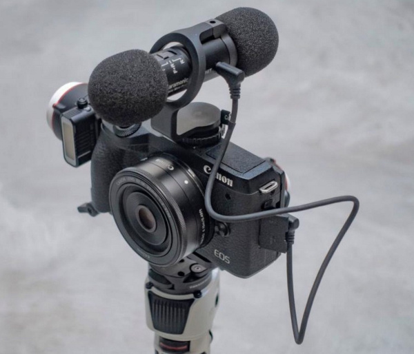 Микрофон Saramonic Vmic Mini Pro двукапсульный направленный накамерный