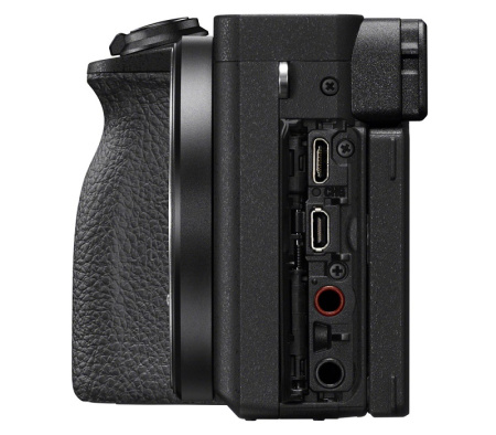 Цифровая камера Sony Alpha ILCE-6600 body