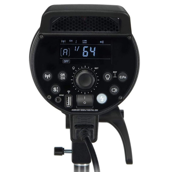 Осветитель импульсный Godox DP 600 IIIV