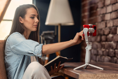 Электронный стабилизатор Zhiyun Smooth Q4 Combo