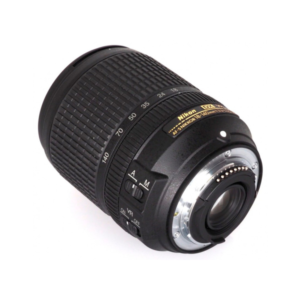 Объектив Nikon AF-S 18-140mm f3.5-5.6G ED VR DX Zoom-Nikkor