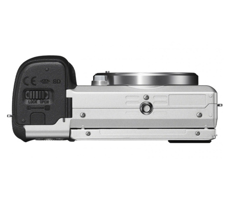 Цифровая камера Sony Alpha ILCE-6400 body Silver